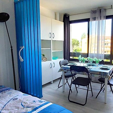 Hypercenter 27 M With Wifi And Shared Pool Apartment Frejus Exterior photo