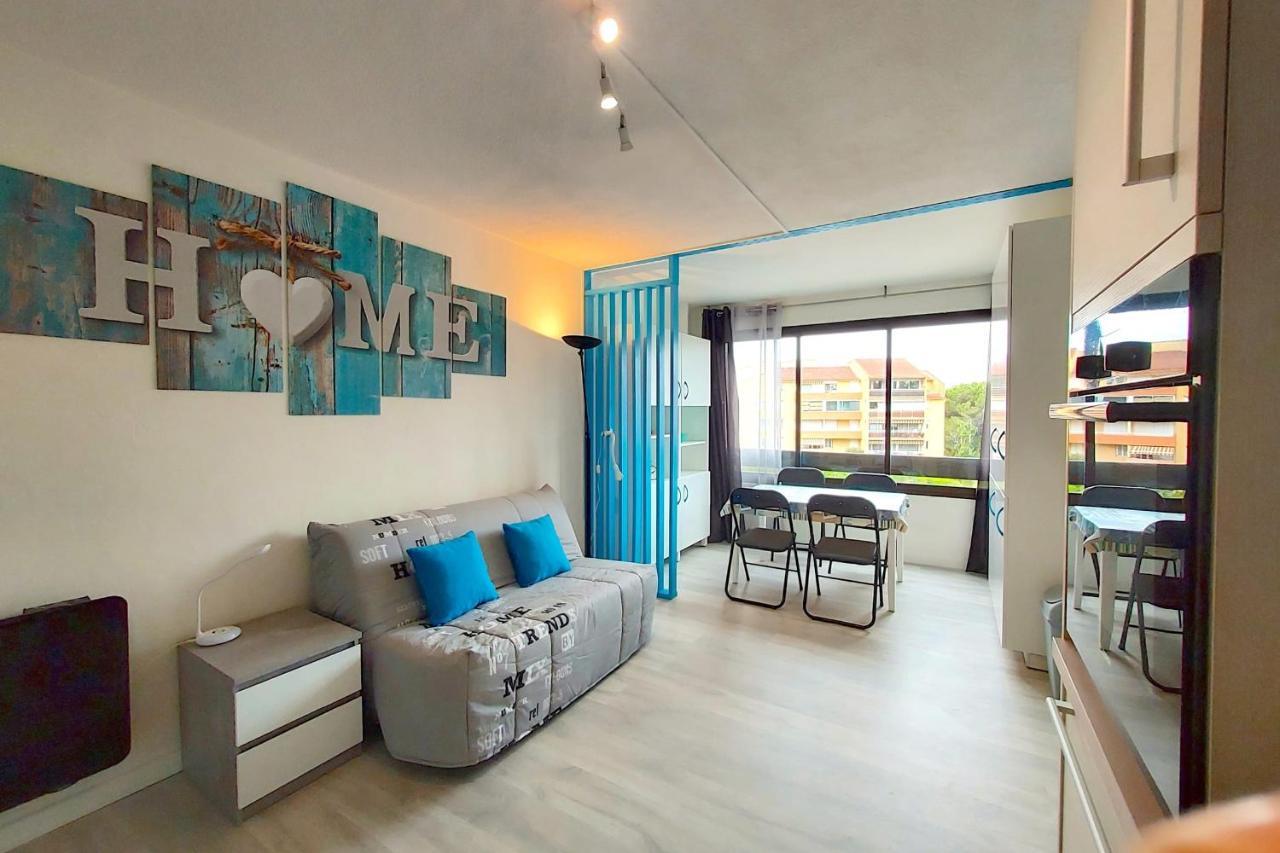 Hypercenter 27 M With Wifi And Shared Pool Apartment Frejus Exterior photo